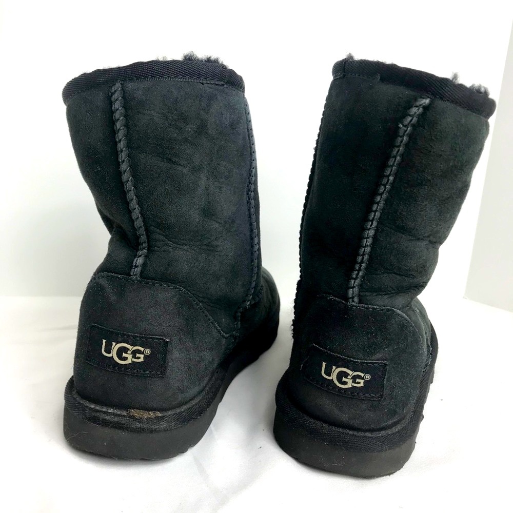 UGG Black Short Boots Classic Sz 2